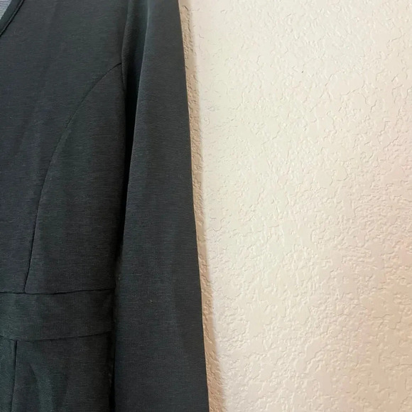Toad & Co 3/4 Sleeve V Neck Dress Medium Heathered Black Long Sleeve Knee - Picture 5 of 9